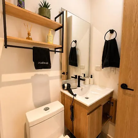 Apartamento Kambiri Signature Apartment, Seaview, Pool & Afro-caribbean Style *