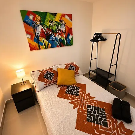 Kambiri Signature Apartment, Seaview, Pool & Afro-caribbean Style Apartamento Cartagena